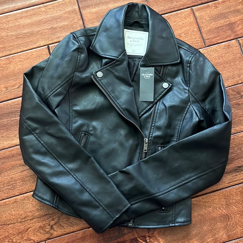 NWT Abercrombie & Fitch XS Vegan Leather Jacket